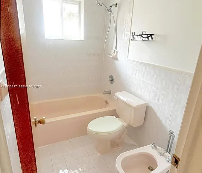 2220 W 74th St #201-16 — Photo 17