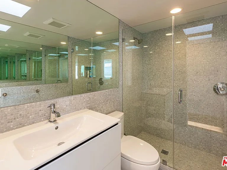 25212 Malibu Rd — Photo 42
