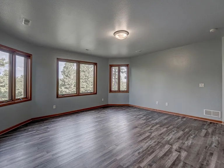 23823 Kieffer Ranch Rd — Photo 33