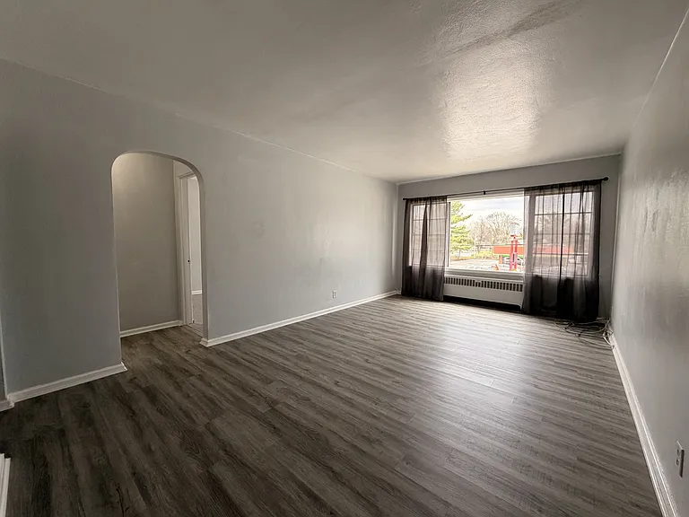 417 N Dixie Way — Photo 10