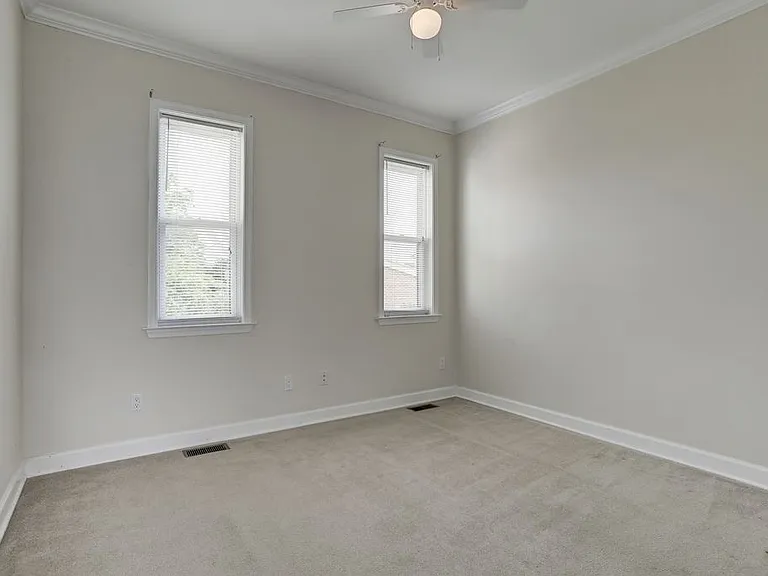 1120 K St SE — Photo 21