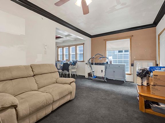 5th image of 4829 W Hutchinson St