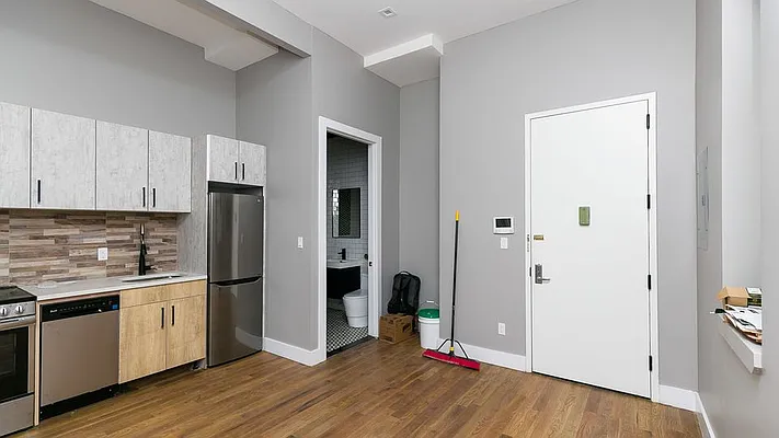 Rented by Nooklyn NYC LLC | media 3