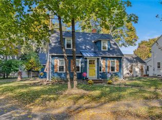 4 Westbourne Rd, Rochester, NY 14617