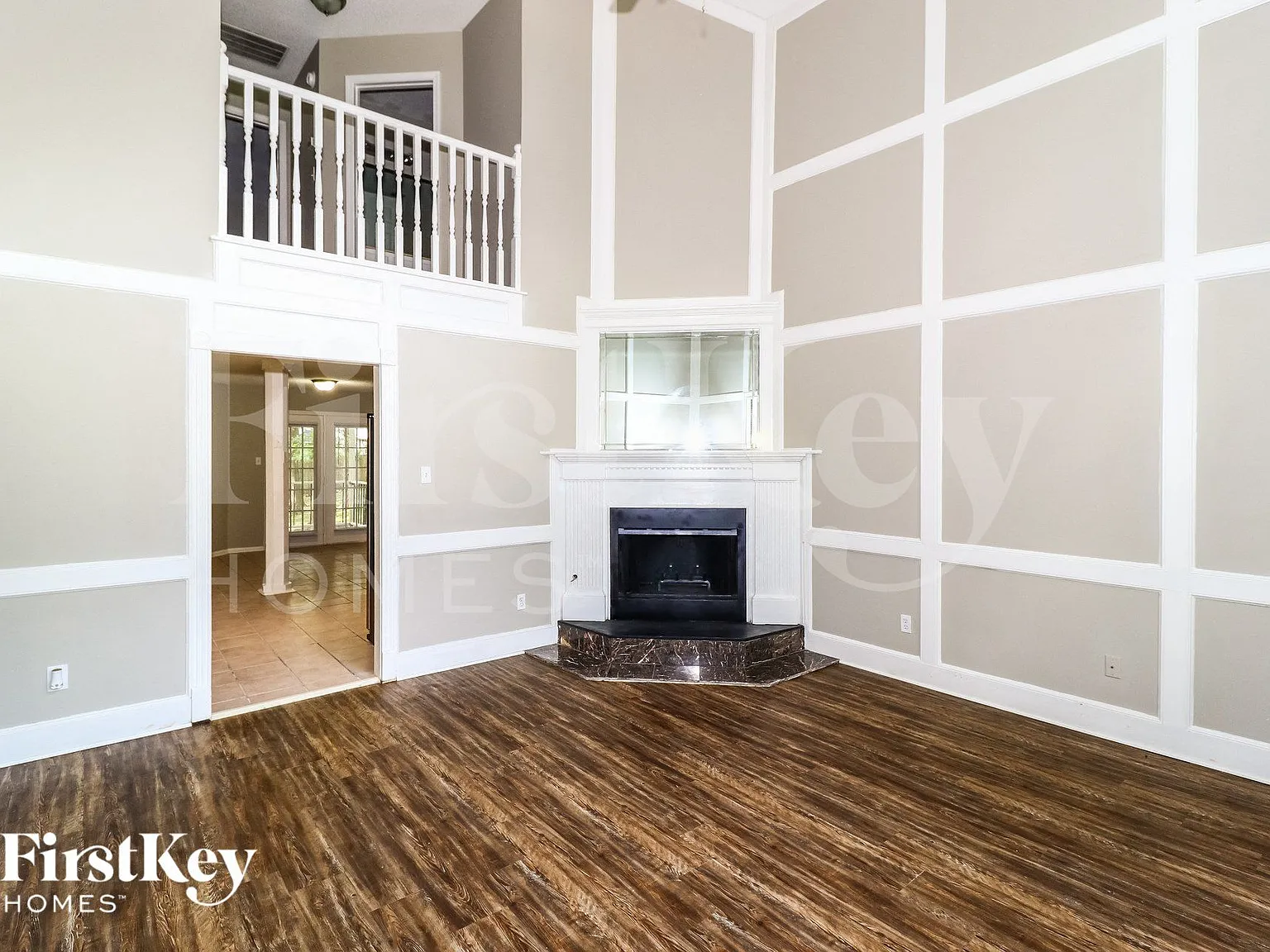 3 bed, 2.0 bath, 2108 sqft, $2,190 — Photo 3