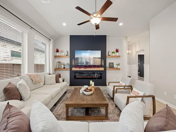 4823 Vaughan Way, Iowa Colony, TX 77583