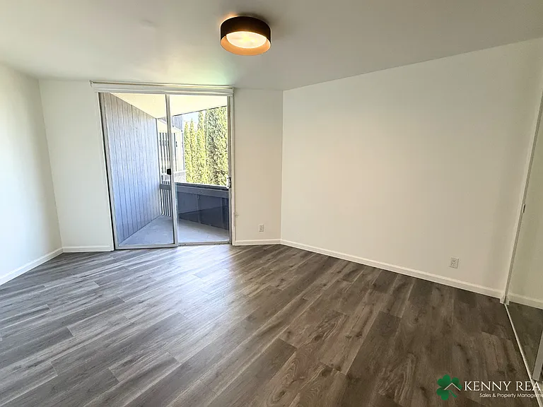 55 El Camino Real JC01 - 107 — Photo 15