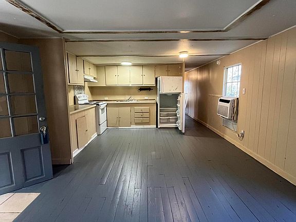 4th image of 9748 Limu Way