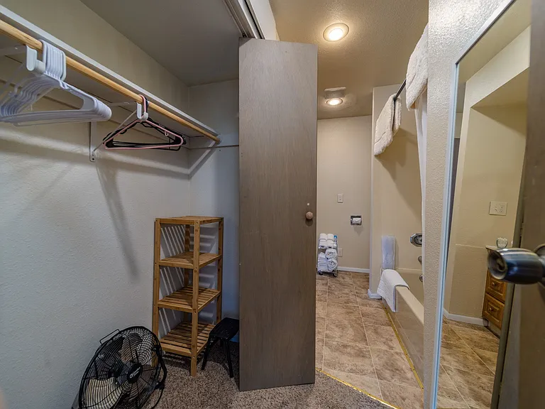 1301 Rood Ave #2 — Photo 15