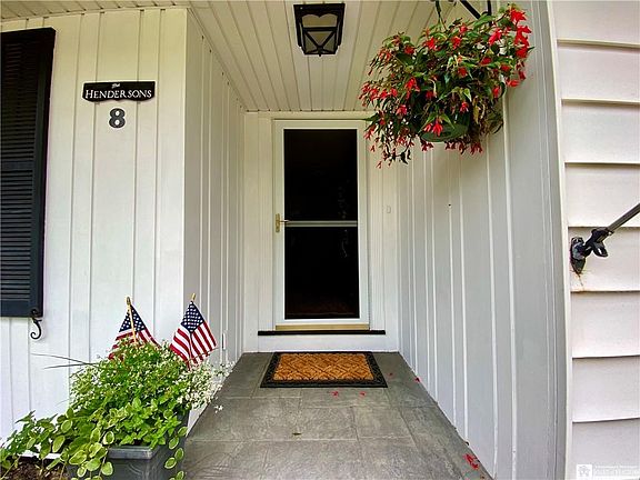 5th image of 8 Briggs St