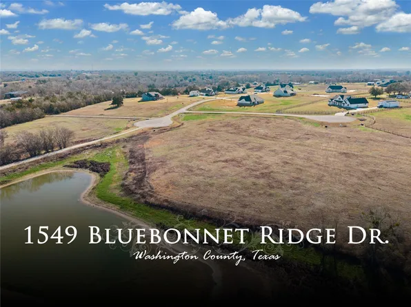 1549 Bluebonnet Ridge Dr, Chappell Hill, TX 77426