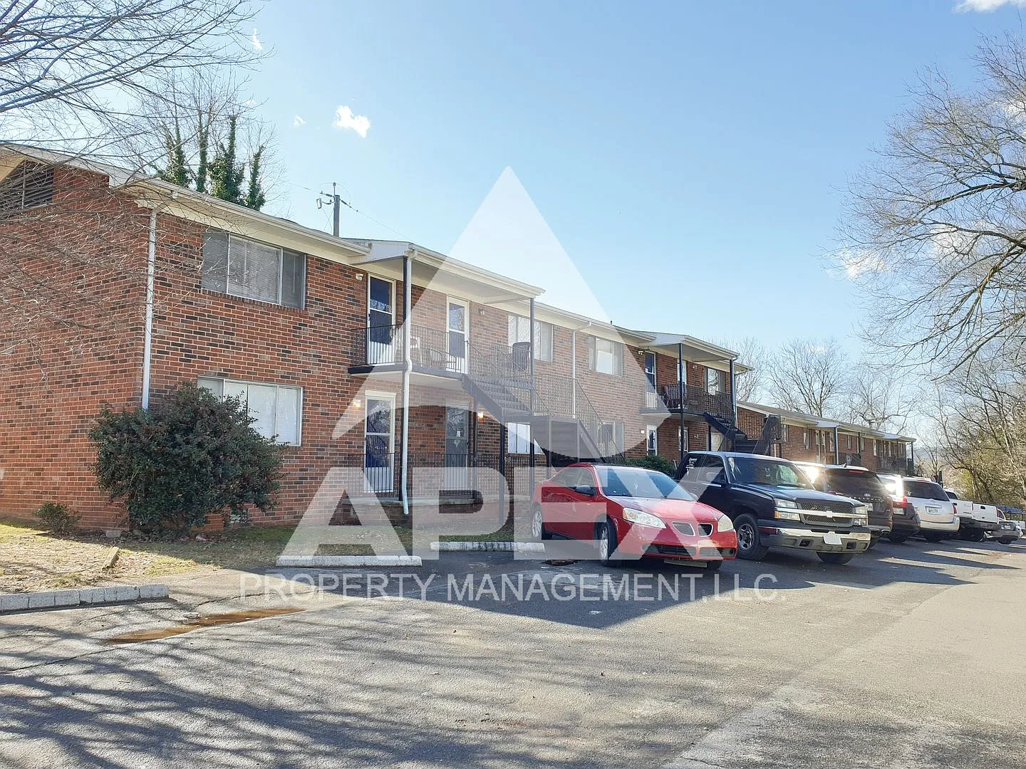 Springdale Apartments — Photo 1