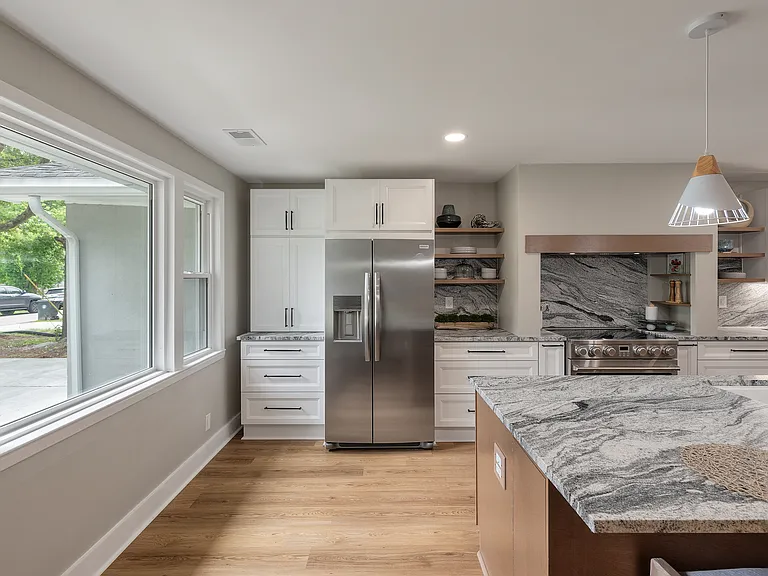 1602 Juniper St — Photo 9