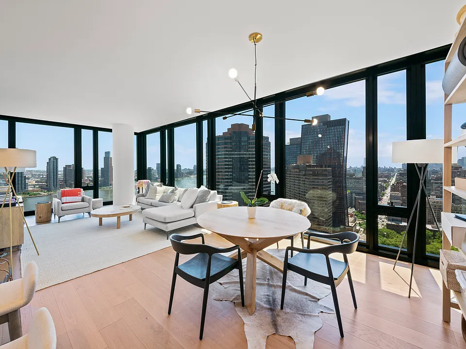 695 1st Ave #31D