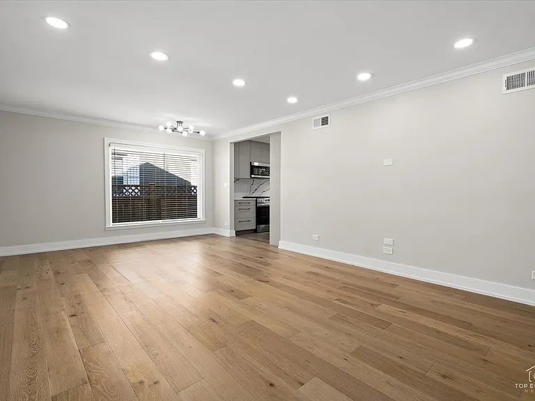 463 Longfellow Ave — Photo 7