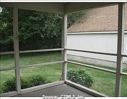 2nd image of 31 Rockhaven Dr