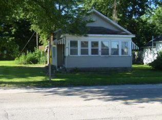 303 E 1st St, Pana, IL 62557
