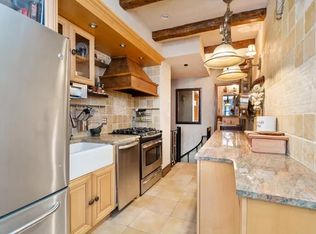 632 11th St APT 1, Brooklyn, NY 11215