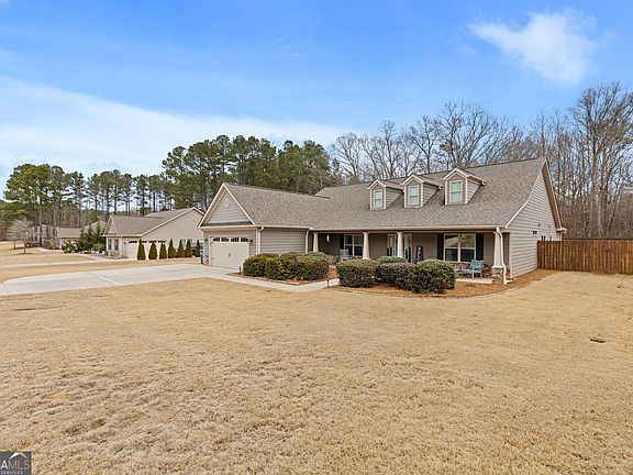 3rd image of 29 Arbor Way