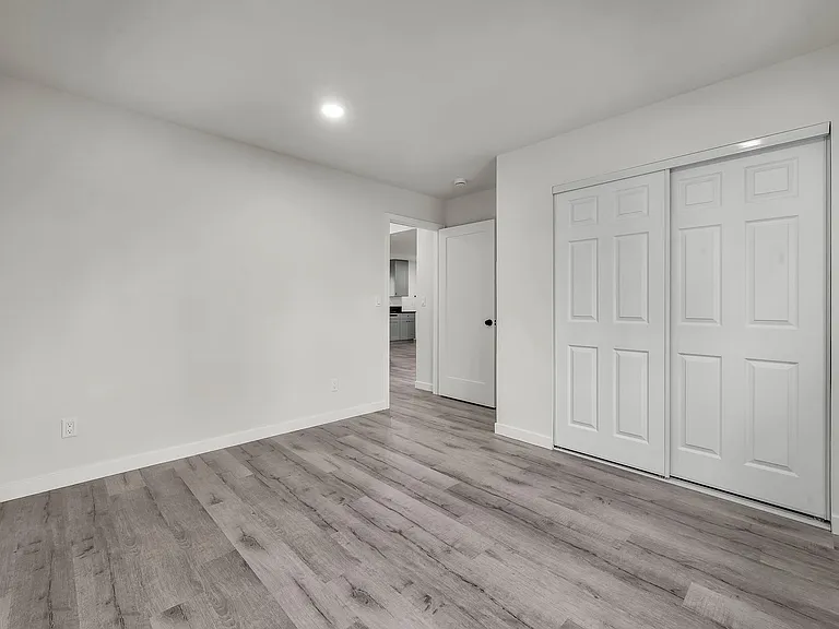 5846 Denver Ave — Photo 19
