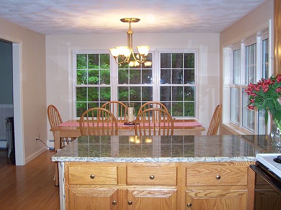 HUGE Eat-In Area