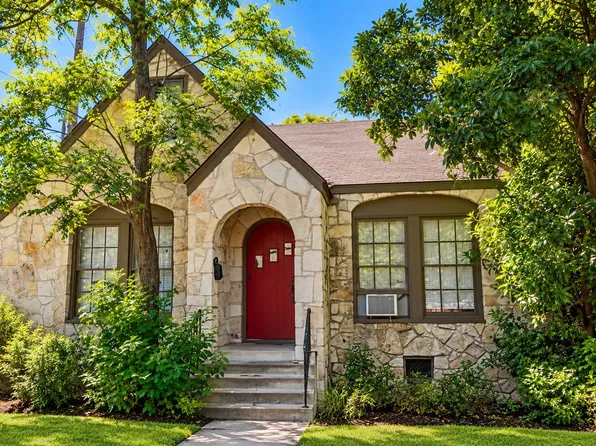 2900 Hampton Rd, Austin, TX 78705