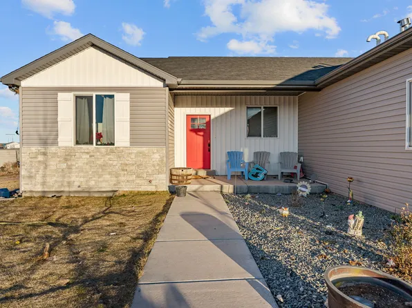 5078 N Heather Hue Rd, Enoch, UT 84721