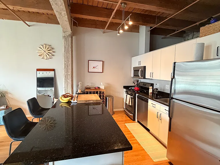 333 S Desplaines St #605 — Photo 4