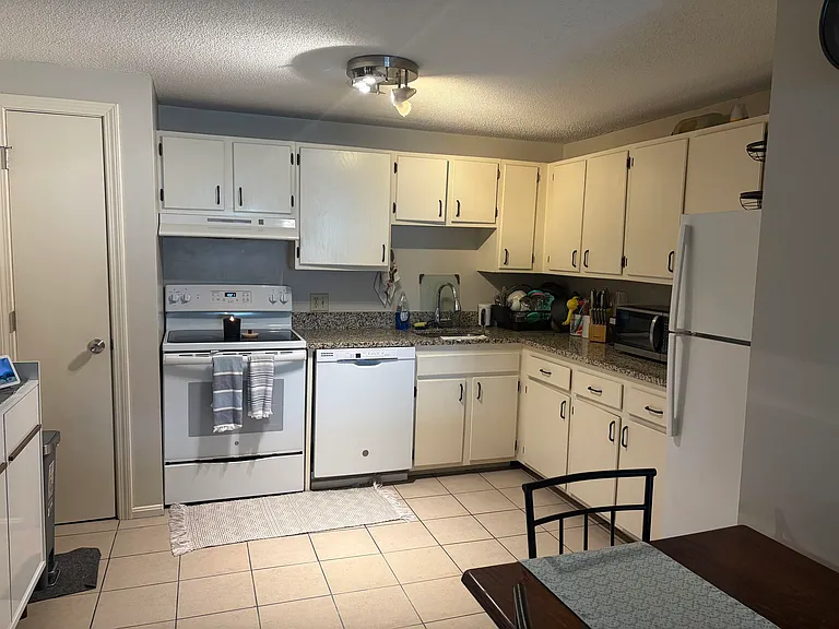 206 White Cedar Blvd — Photo 5