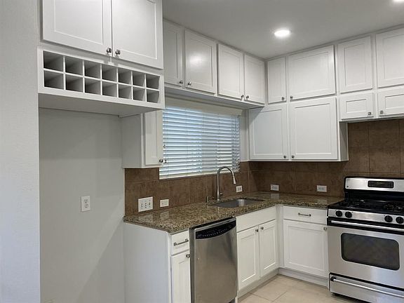 4th image of 6210 Provident Green Dr
