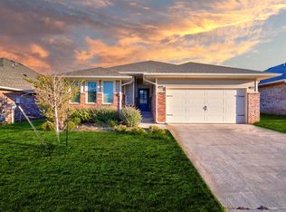 8321 NW 161st Ter, Edmond, OK 73013