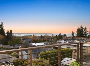 654 5th Ave S UNIT 402, Edmonds, WA 98020