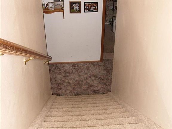 4th image of 2211 N Commanche Dr