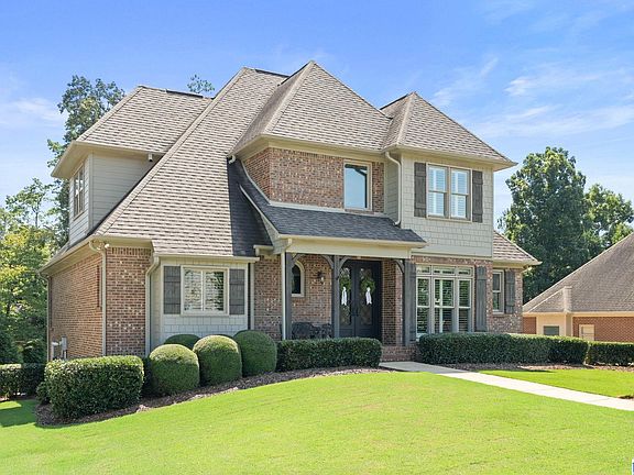 2nd image of 1048 Baldwin Ln