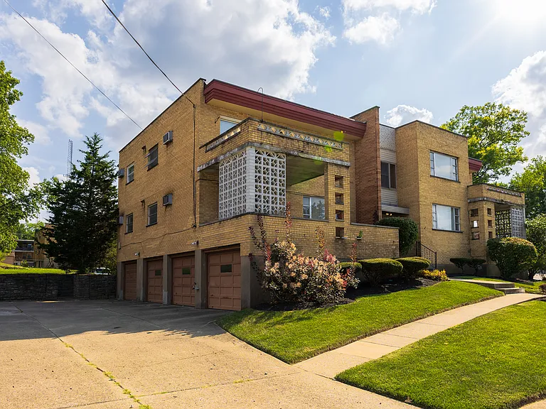 2385 Van Leunen Dr #3 — Photo 35