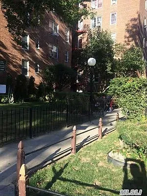 Sold by Benjamin Realty Since 1980 | media 8