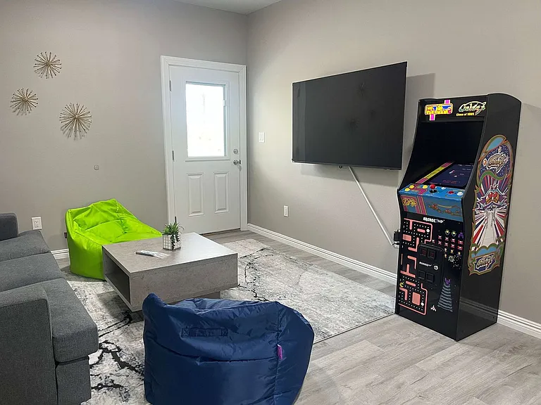 Building's Lounge