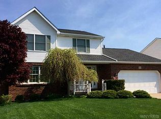 15 Rene Dr, Buffalo, NY 14224