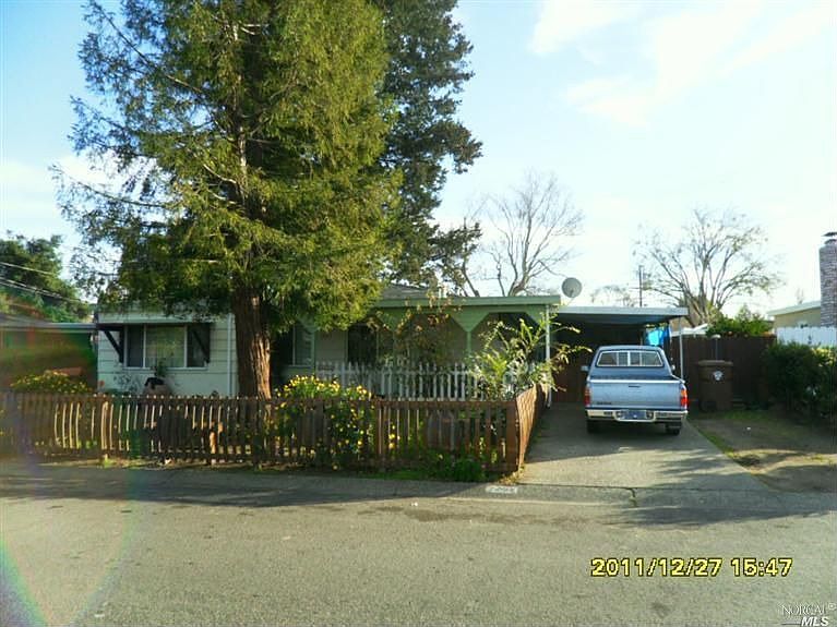 1st image of 2271 Kathleen Dr