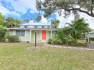 3403 Old Oak Dr, Sarasota, FL 34239