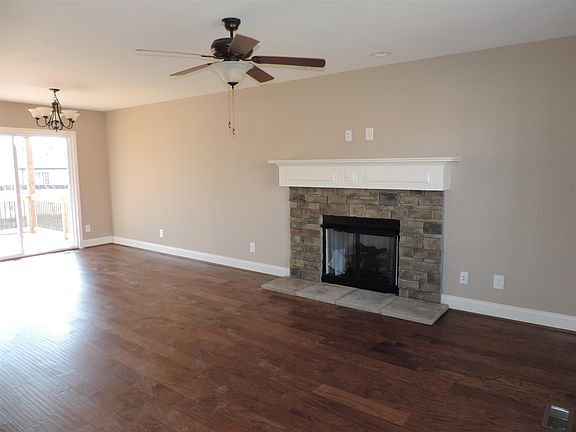 3rd image of 548 Summerhaven Lot 548