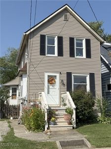 813 Plum St, Fairport Harbor, OH, 44077