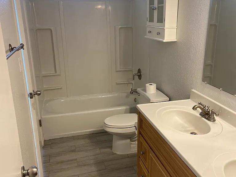 3213 W Michigan Ave — Photo 11