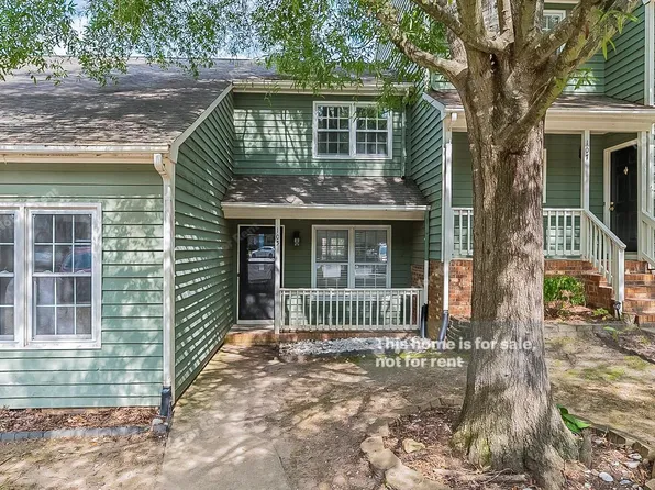 105 Hollow Oak Dr, Durham, NC 27713