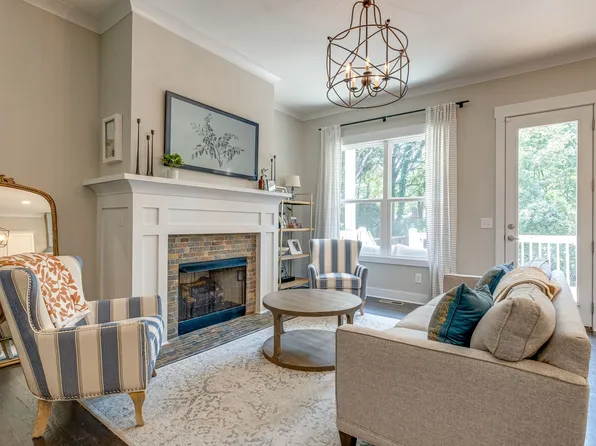 307B McKennell Dr, Nashville, TN 37206