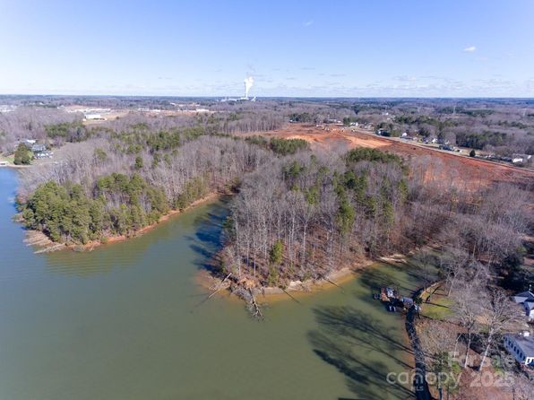 4251 Slanting Bridge Rd, Sherrills Ford, NC 28673
