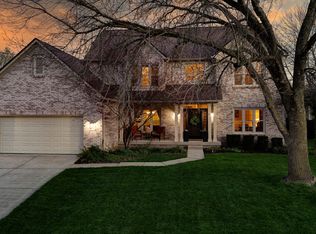 9725 Covington Blvd, Fishers, IN