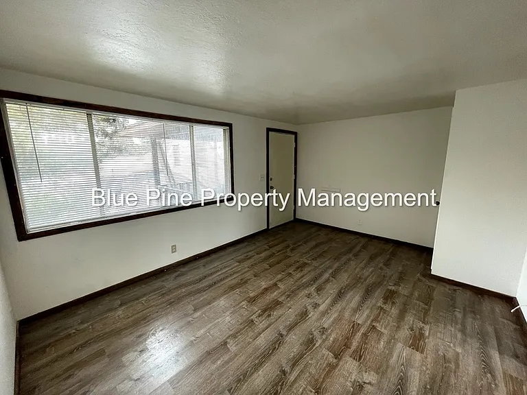 450 H St #2 — Photo 3