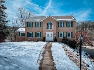 2366 Adams Ct, Murrysville, PA 15632