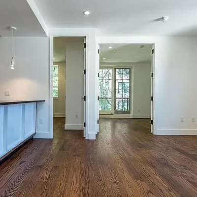 Rented by EXR | media 24